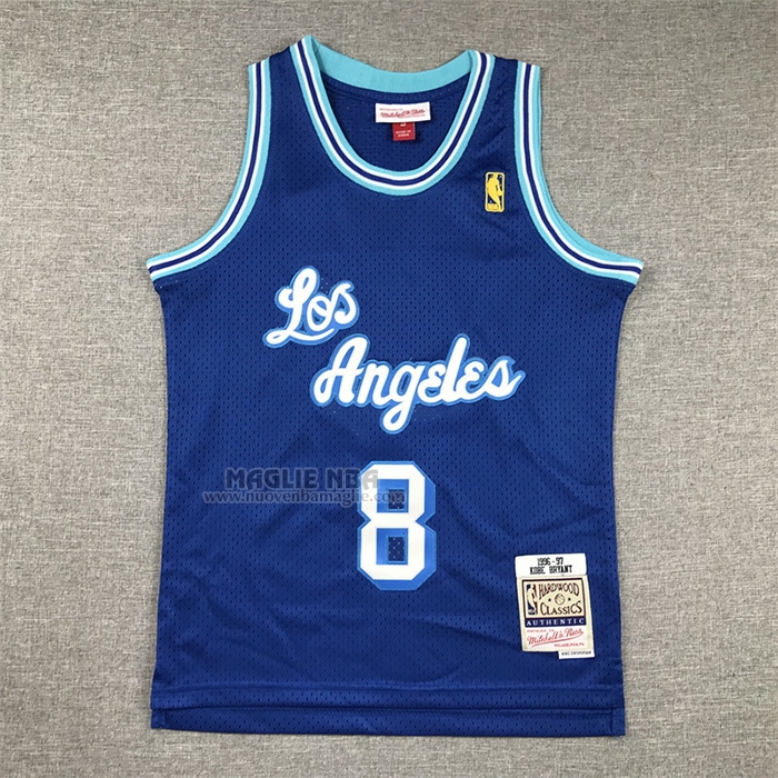 Maglia
 Kobe Bryant NO 8 Bambino
 Los Angeles Lakers Mitchell & Ness 1996-97 Blu

